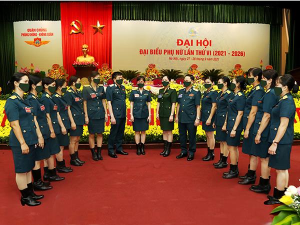 phat-huy-tiem-nang-suc-sang-tao-cua-phu-nu-quan-chung-pk-kq