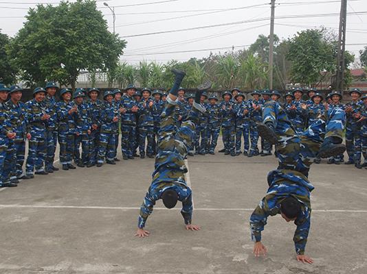 phat-huy-vai-tro-doi-ngu-trung-doi-truong-trong-tien-hanh-hoat-dong-cong-tac-dang-cong-tac-chinh-tri