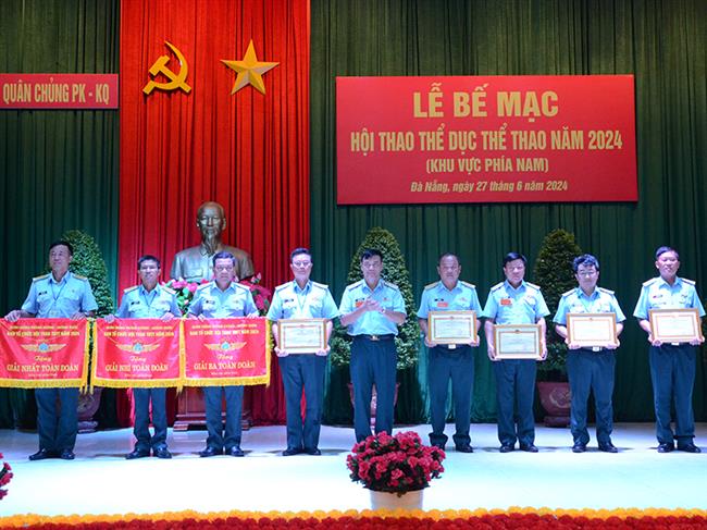 quan-chung-phong-khong-khong-quan-be-mac-hoi-thao-the-duc-the-thao-khu-vuc-phia-nam-nam-2024