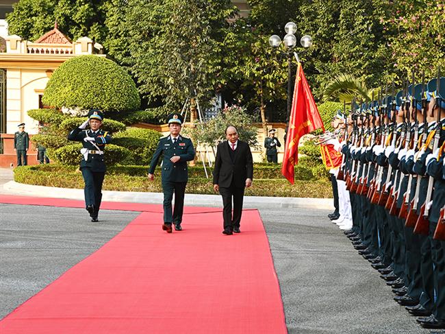 chu-tich-nuoc-nguyen-xuan-phuc-du-gap-mat-ky-niem-50-nam-chien-thang-“ha-noi-dien-bien-phu-tren-khong”-tai-quan-chung-phong-khong-khong-quan