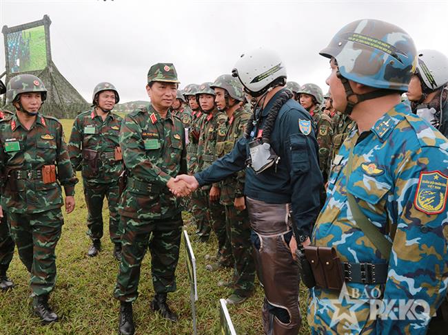 quan-chung-phong-khong-khong-quan-hoan-thanh-tot-nhiem-vu-dien-tap-thuc-binh-ban-dan-that-do-quan-khu-4-to-chuc