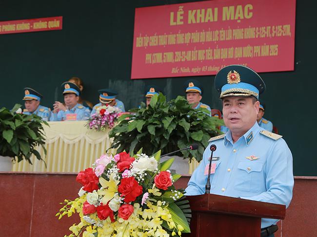 quan-chung-phong-khong-khong-quan-khai-mac-dien-tap-chien-thuat-vong-tong-hop-phan-doi-ten-lua-phong-khong-phao-phong-khong-va-zsu-23-4m-nam-2025