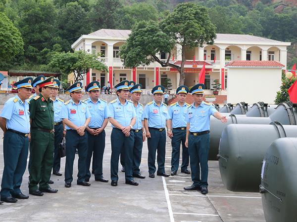 quan-chung-phong-khong-khong-quan-khai-mac-dien-tap-phan-doi-ky-thuat-ten-lua-phong-khong-s-125m-nam-2022
