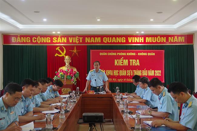 quan-chung-phong-khong-khong-quan-kiem-tra-cong-tac-khoa-hoc-quan-su-tai-truong-cao-dang-ky-thuat-pk-kq