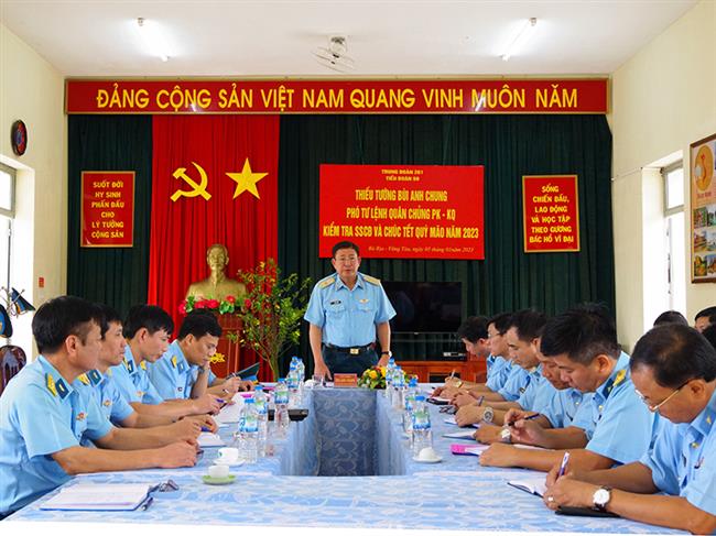 quan-chung-phong-khong-khong-quan-kiem-tra-san-sang-chien-dau-cac-don-vi-phia-nam