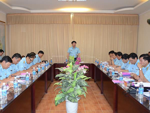 quan-chung-phong-khong-khong-quan-kiem-tra-su-doan-372-va-su-doan-375