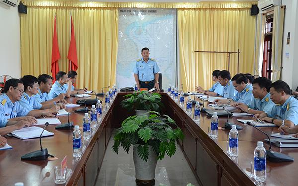 quan-chung-phong-khong-khong-quan-kiem-tra-su-doan-372