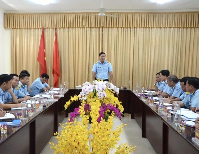 quan-chung-phong-khong-khong-quan-kiem-tra-su-doan-375