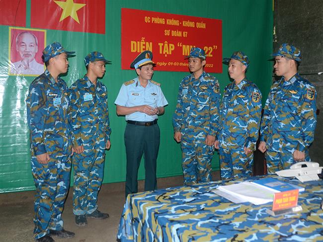 quan-chung-phong-khong-khong-quan-to-chuc-dien-tap-“mn-22”