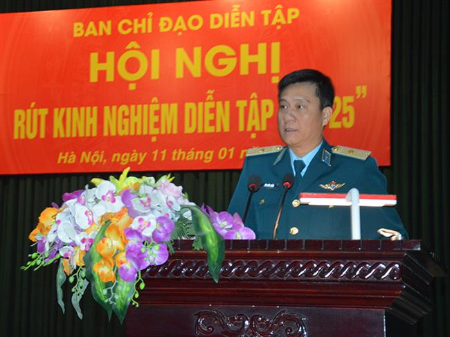 quan-chung-phong-khong-khong-quan-to-chuc-hoi-nghi-rut-kinh-nghiem-dien-tap-“cq-25”