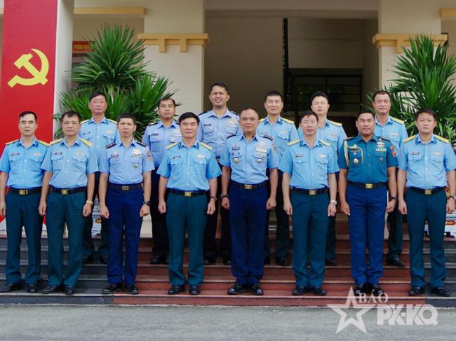 quan-chung-phong-khong-khong-quan-va-khong-quan-indonesia-to-chuc-tham-van-khong-quan-lan-thu-3