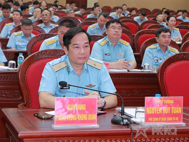 quan-chung-pk-kq-tham-gia-hoi-nghi-nghien-cuu-hoc-tap-quan-triet-va-trien-khai-thuc-hien-mot-so-nghi-quyet-chi-thi-cua-bo-chinh-tri-do-quan-uy-trung-uong-to-chuc