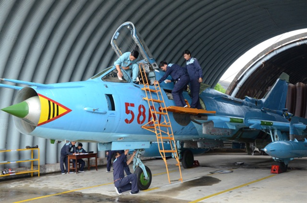 quan-chung-pk-kq-to-chuc-ngay-ky-thuat-mau-cho-khoi-cac-trung-doan-khong-quan-tiem-kich-su-22