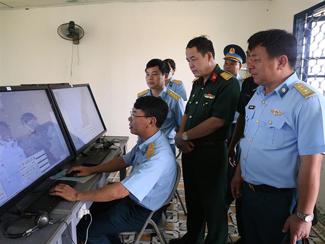 ren-ban-linh-nang-cao-nang-luc-lam-chu-trang-bi-khi-tai-cho-bo-doi