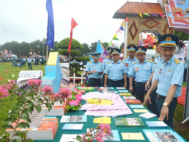 soi-noi-hap-dan-hoi-trai-thanh-nien-hoc-vien-phong-khong-khong-quan