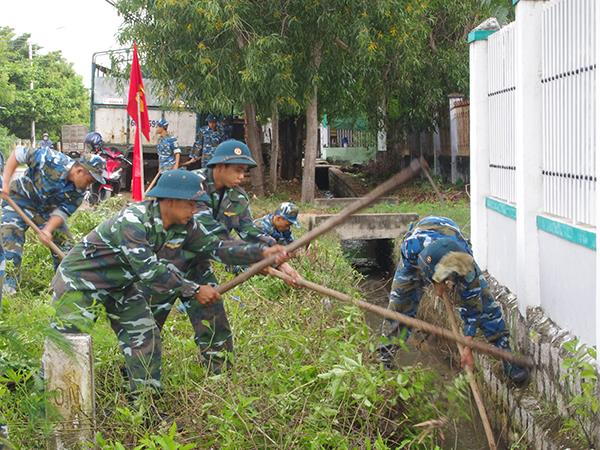 soi-noi-hoat-dong-“he-tinh-nguyen”-2017-cua-tuoi-tre-trung-doan-937-su-doan-370