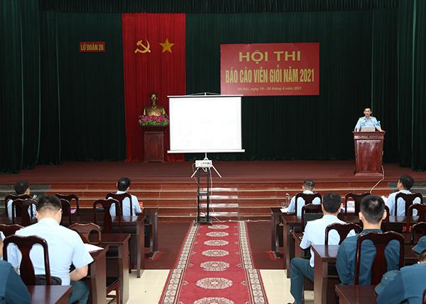 soi-noi-hoi-thi-bao-cao-vien-gioi