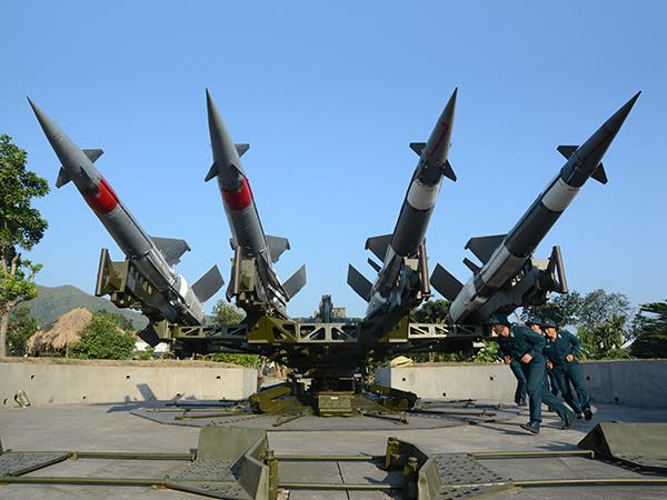 su-doan-363-day-manh-xay-dung-chinh-quy-ren-luyen-ky-luat