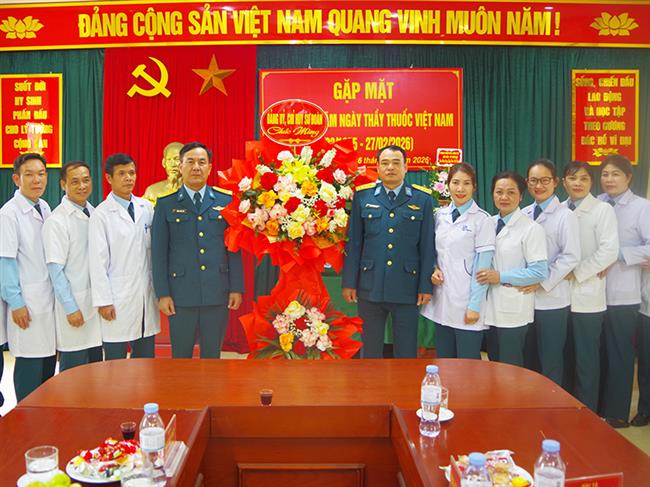 su-doan-363-to-chuc-gap-mat-ky-niem-71-nam-ngay-thay-thuoc-viet-nam