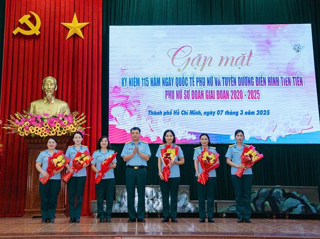 su-doan-367-phat-huy-vai-tro-cua-phu-nu-trong-thuc-hien-nhiem-vu