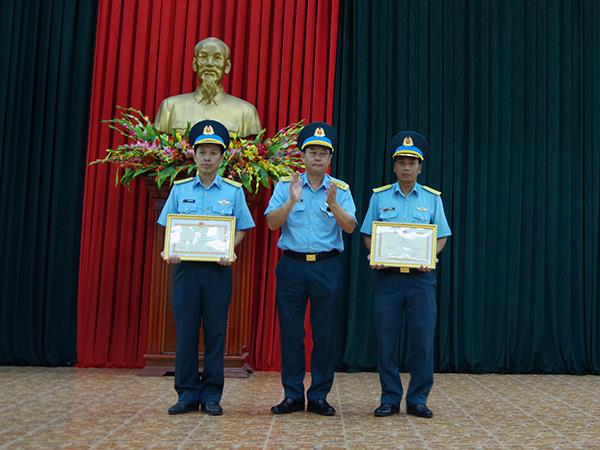 su-doan-367-tong-ket-15-nam-thuc-hien-nghi-quyet-382