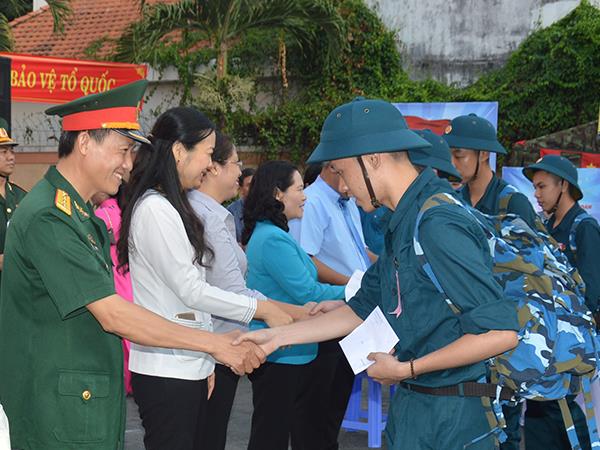 su-doan-367-va-su-doan-370-tuyen-nhan-chien-si-moi-nam-2018