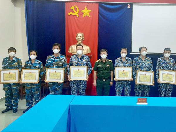 su-doan-370-hoan-thanh-tot-nhiem-vu-ho-tro-bo-tu-lenh-tp-ho-chi-minh-phong-chong-dich-covid-19
