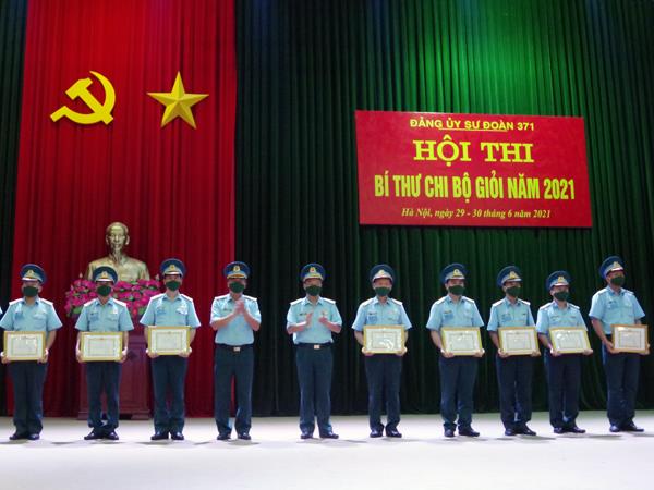 su-doan-371-to-chuc-hoi-thi-bi-thu-chi-bo-gioi-nam-2021