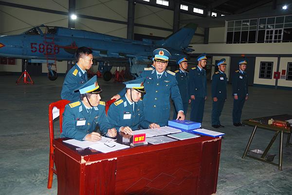 su-doan-371-trien-khai-lam-diem-ve-cong-tac-kiem-ke-tai-trung-doan-921