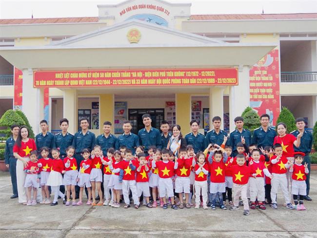 su-doan-372-phoi-hop-voi-cac-truong-tren-dia-ban-tp-da-nang-to-chuc-cac-hoat-dong-tham-quan-va-giao-luu
