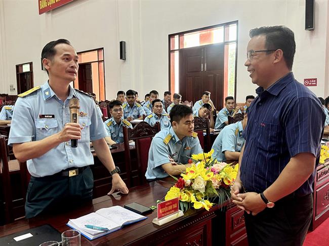su-doan-375-doi-moi-cong-tac-tuyen-truyen-tren-bao-chi
