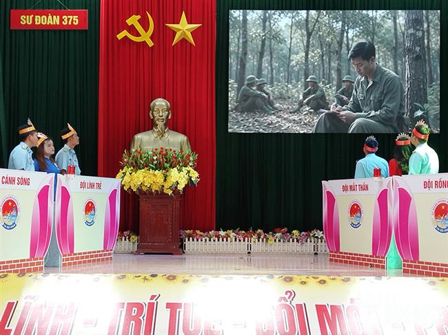 su-doan-375-dua-chi-thi-76-vao-cuoc-song