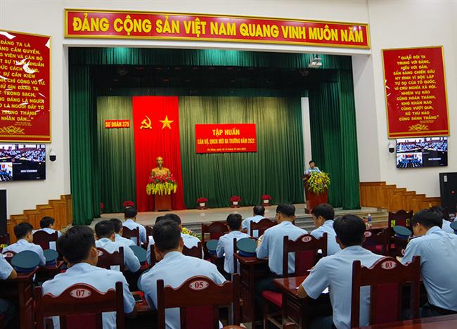 su-doan-375-tap-huan-can-bo-quan-nhan-chuyen-nghiep-moi-ra-truong-nam-2022
