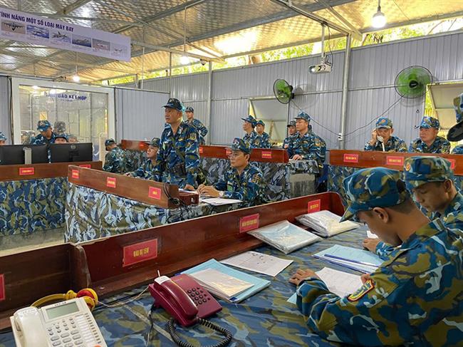 su-doan-375-to-chuc-dien-tap-ch-tm-1-ben-1-cap-tren-ban-do-co-mot-phan-thuc-binh-cho-cac-don-vi