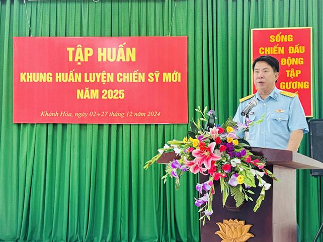 su-doan-377-tap-huan-khung-huan-luyen-chien-si-moi-nam-2025