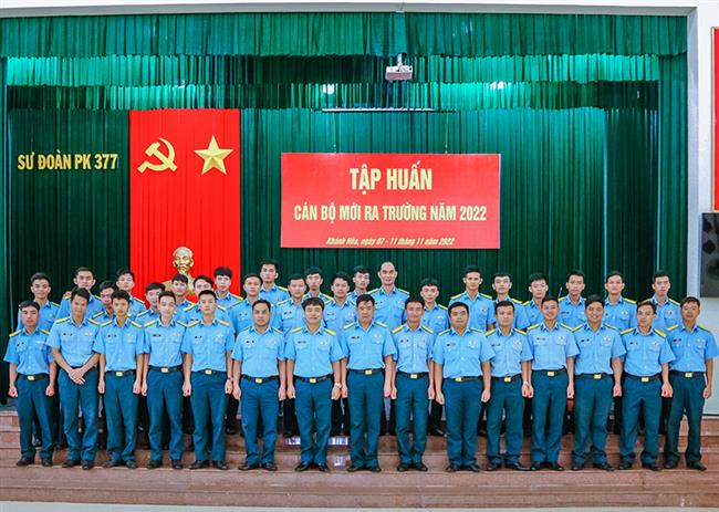 su-doan-377-tap-huan-can-bo-moi-ra-truong-nam-2022