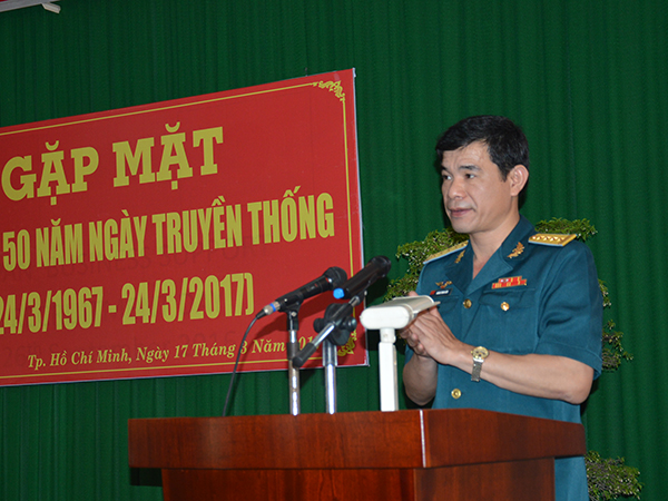 su-doan-khong-quan-371-to-chuc-gap-mat-ky-niem-50-nam-ngay-truyen-thong