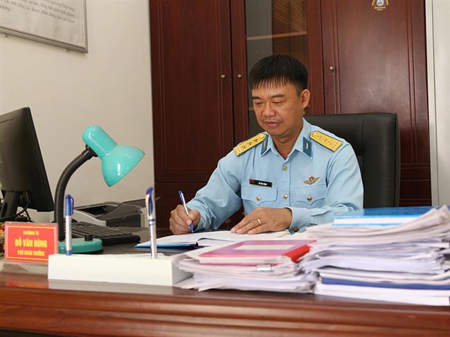 thuong-ta-do-van-hung-tan-tam-voi-cong-tac-phuc-vu