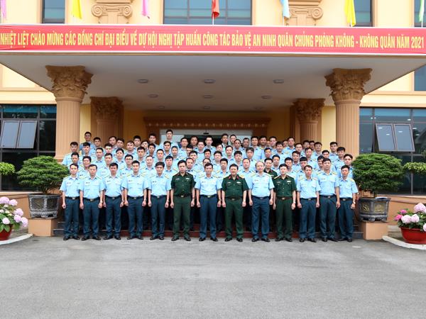 tap-huan-can-bo-nganh-bao-ve-an-ninh-quan-chung-phong-khong-khong-quan-nam-2021