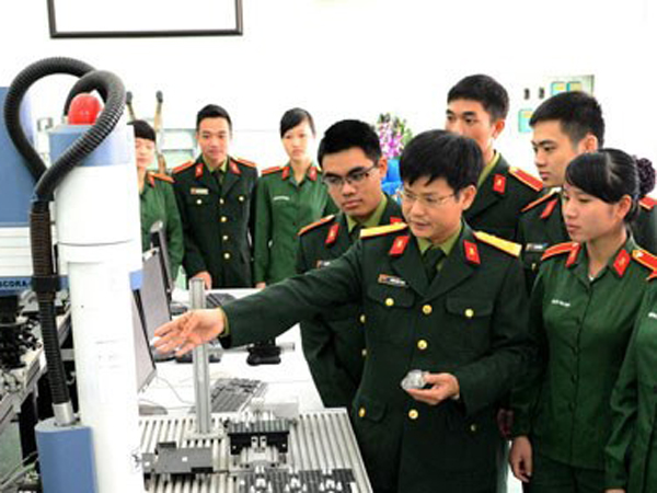 tap-trung-doi-moi-can-ban-toan-dien-giao-duc-dao-tao-xay-dung-he-thong-nha-truong-quan-doi-chinh-quy