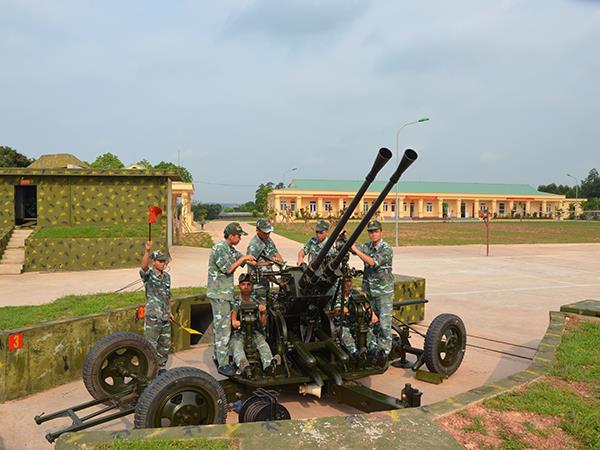 tap-trung-xay-dung-doi-ngu-can-bo-dap-ung-yeu-cau-nhiem-vu