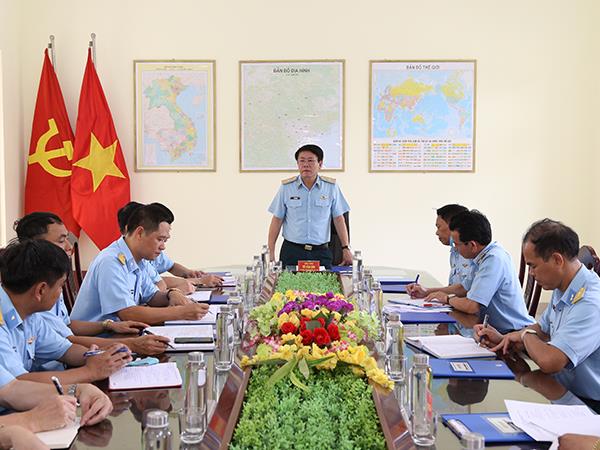 quan-chung-phong-khong-khong-quan-kiem-tra-trung-doan-267