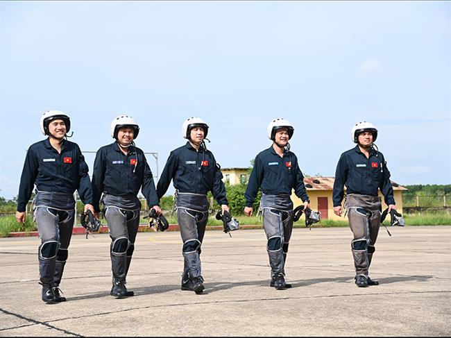 thong-bao-kham-tuyen-phi-cong-quan-su-nam-hoc-2024-2025