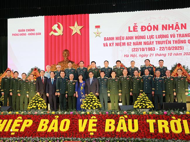 thu-cam-on-cua-dang-uy-bo-tu-lenh-quan-chung-phong-khong-khong-quan