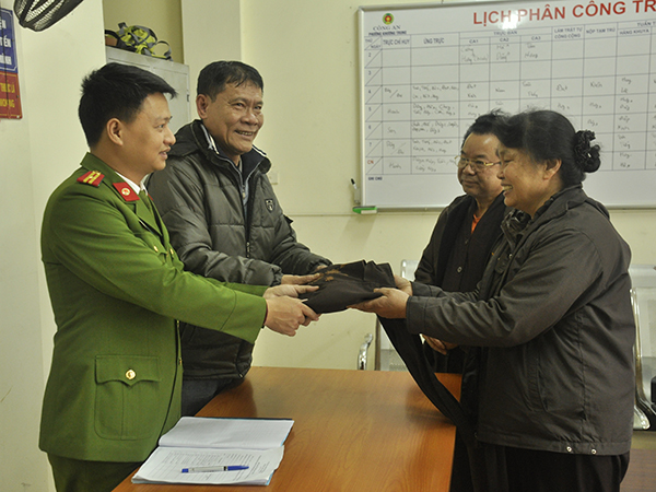 thuong-ta-tran-dai-vu-tra-lai-gan-20-trieu-dong-cho-nguoi-danh-roi