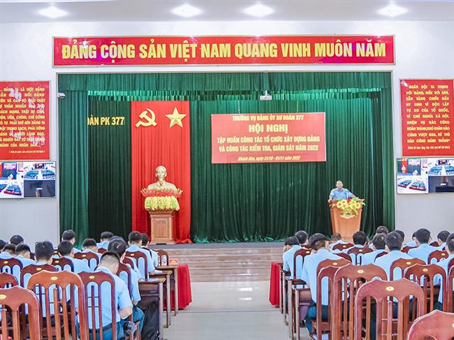 thuong-vu-dang-uy-su-doan-377-tap-huan-cong-tac-to-chuc-xay-dung-dang-va-cong-tac-kiem-tra-giam-sat-nam-2022