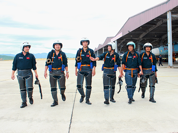 tien-ich-ben-va-dep-voi-quan-trang-nghiep-vu-bay