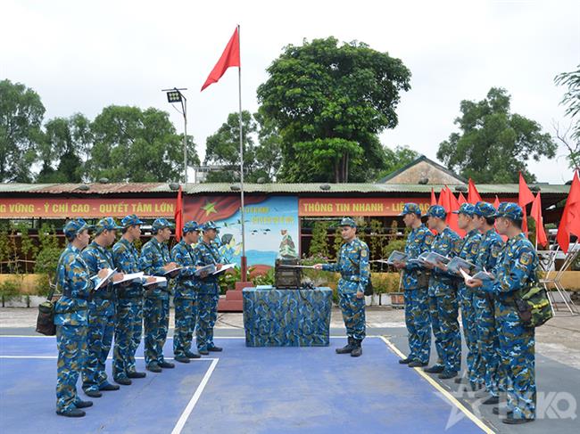 tieu-doan-18-lam-chu-khi-tai-giu-vung-“mach-mau”-thong-tin
