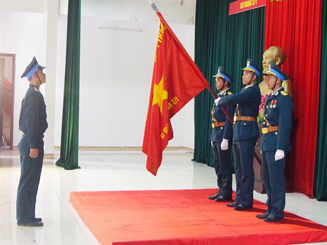 tieu-doan-huan-luyen-su-doan-371-to-chuc-le-tot-nghiep-cho-hoc-vien-dao-tao-ha-si-quan-chi-huy-khoa-23