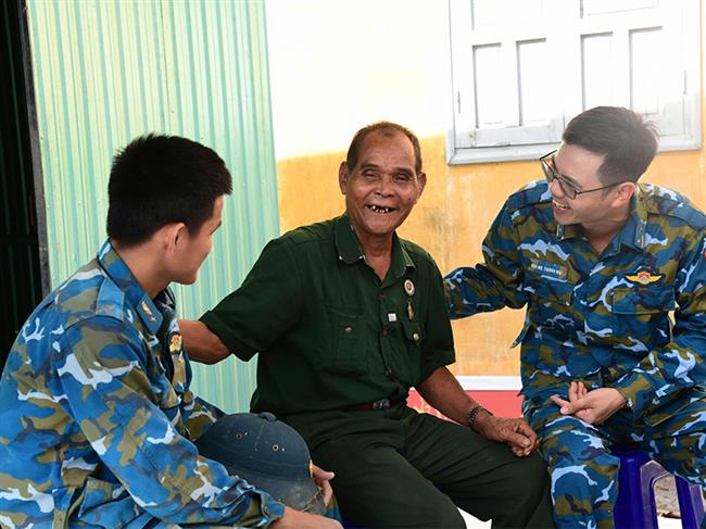 tinh-quan-dan-noi-mien-nang-gio-bac-ai